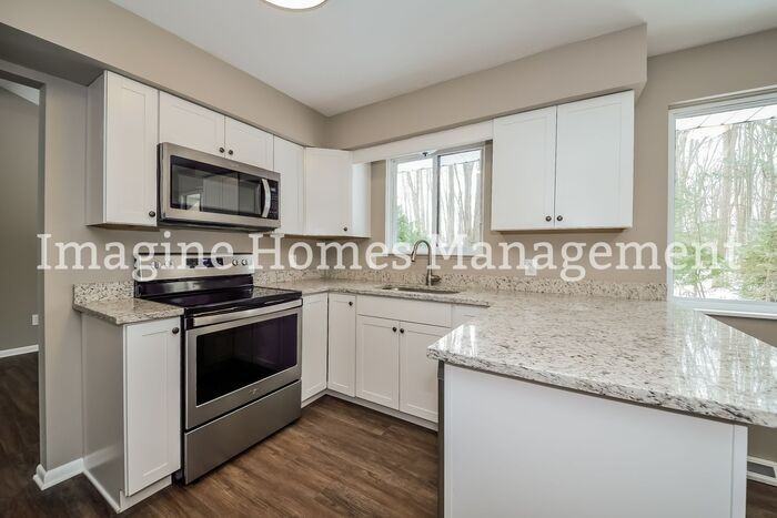 33290 Cromwell Dr - Photo 6 of 21