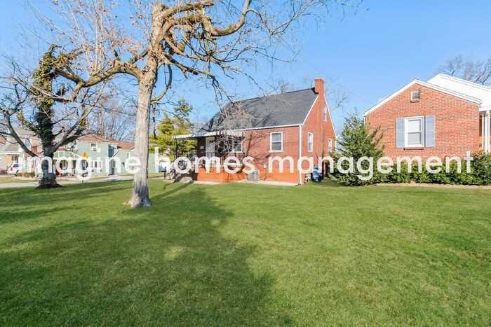 8364 Beech Ave - Photo 4 of 18