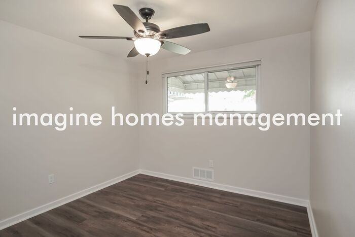 14439 Roberta Dr - Photo 7 of 16