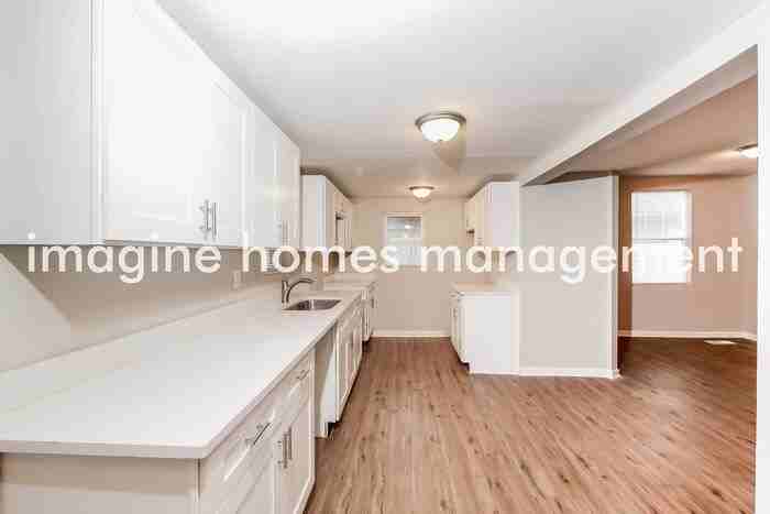 4117 Byram Ave - Photo 7 of 20