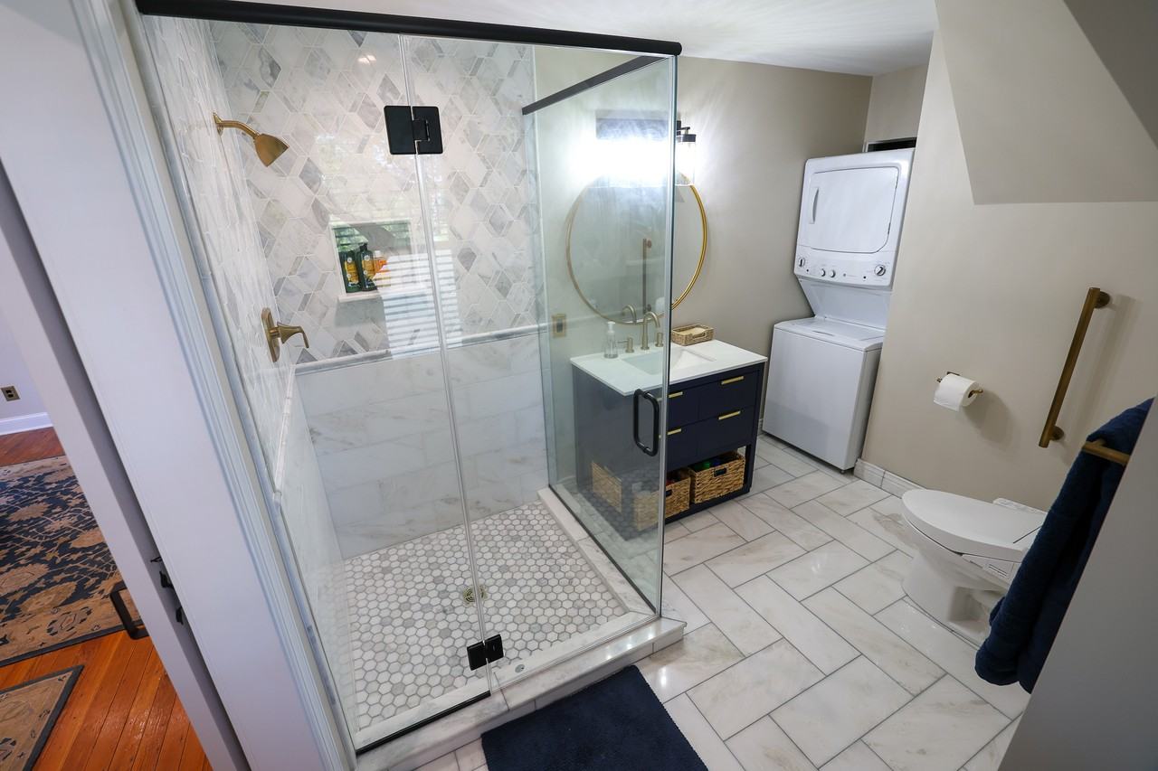 1301 W 11th St - Photo 6 of 25