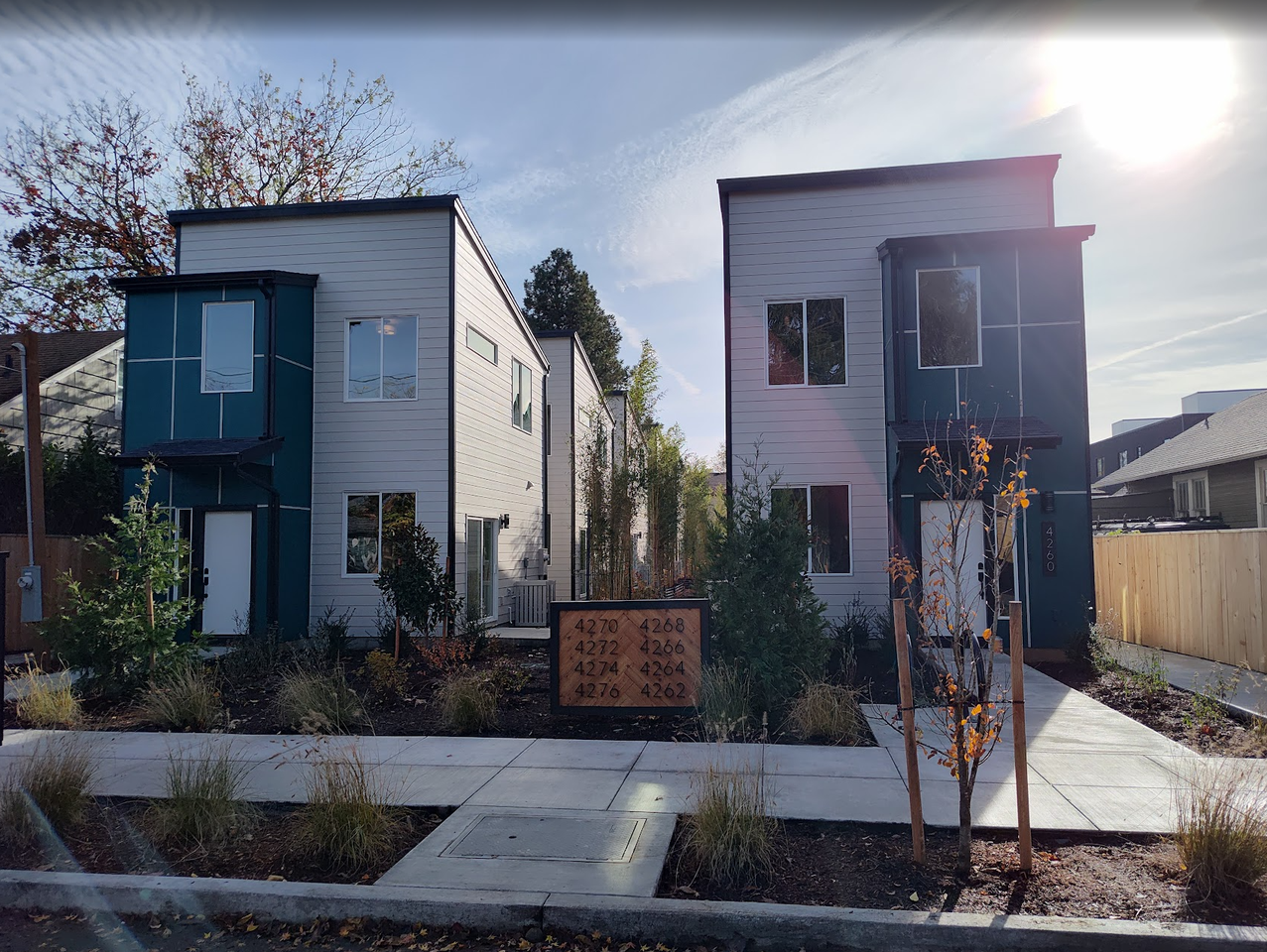 4266 Ne Going St #NA - Photo 3 of 12