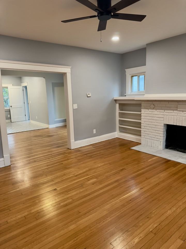 2407 Woodmere Dr #2409 - Photo 6 of 36