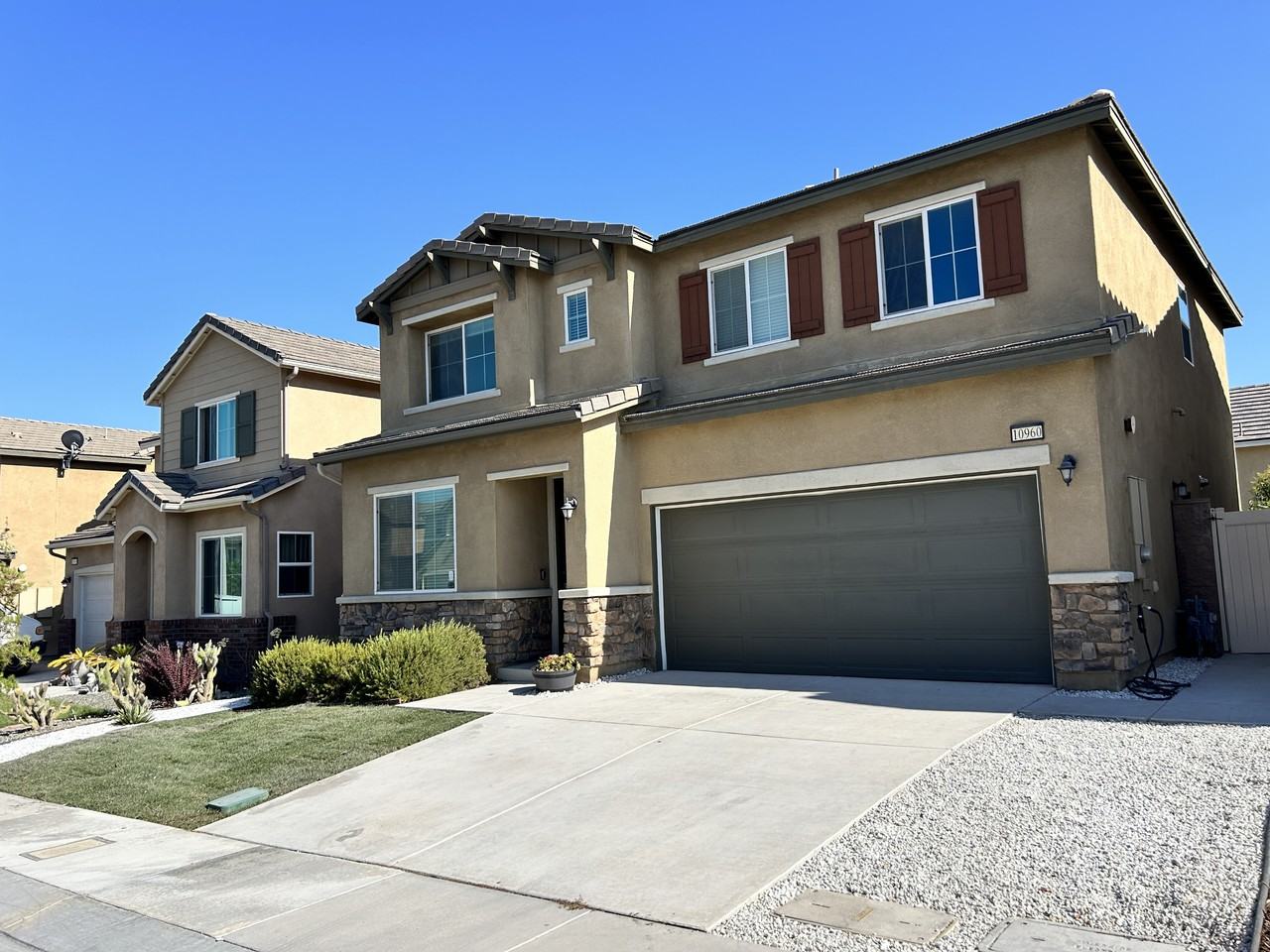 10960 Knoxville Way #NA - Photo 2 of 26
