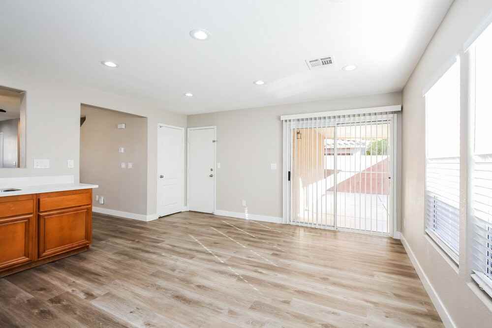 7249 Huckaby Ave - Photo 7 of 17