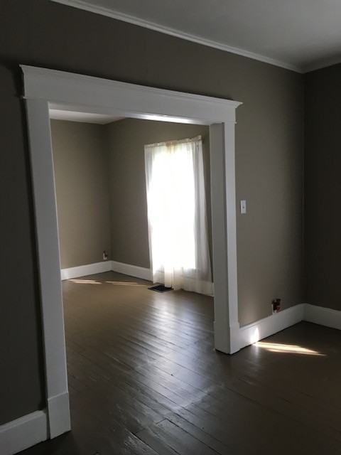 1806 11th Street - Photo 3 of 14