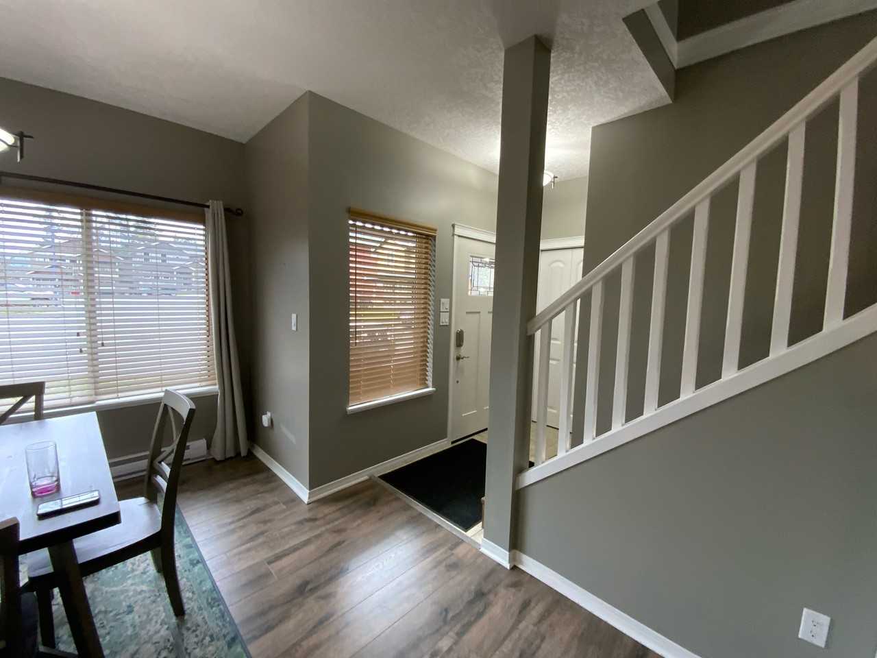 936 Starling Pl #MAIN - Photo 3 of 20