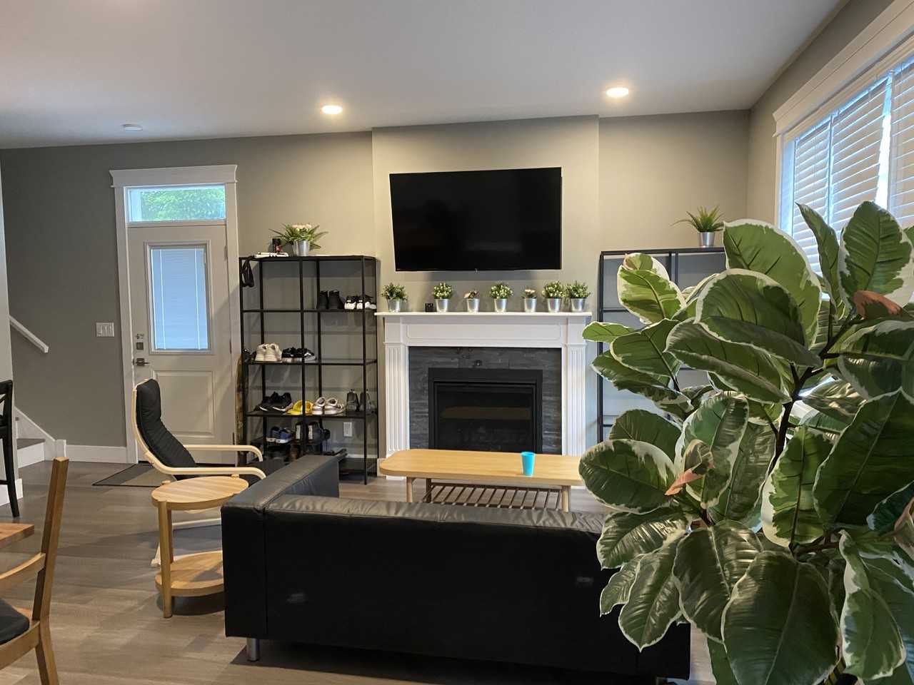 1801 Hallen Ave #1 - Photo 2 of 7