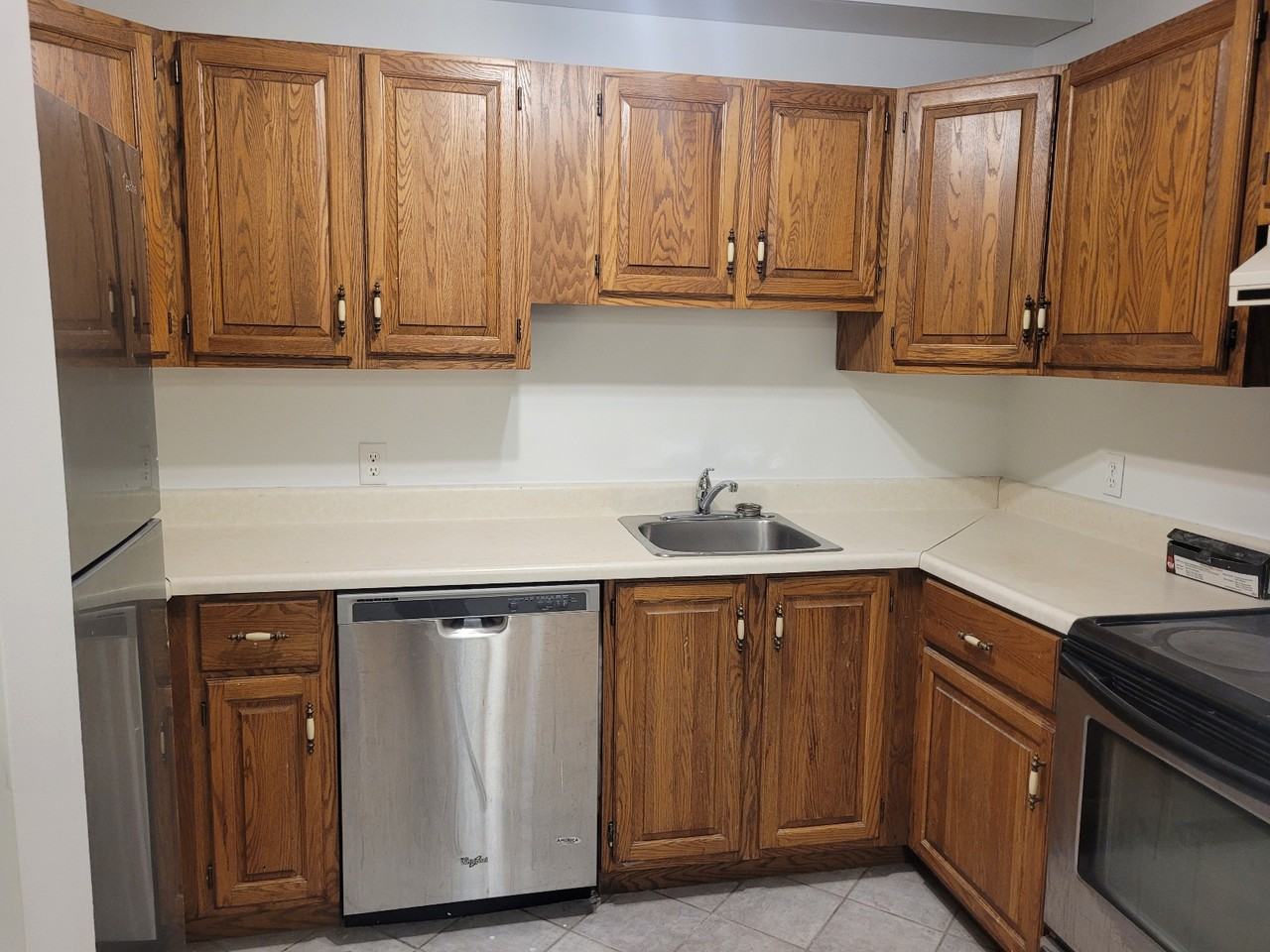 1 Lombardy Lane #1 - Photo 7 of 24