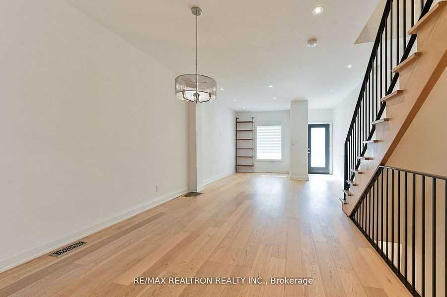 14 Marshall Street - Photo 2 of 19