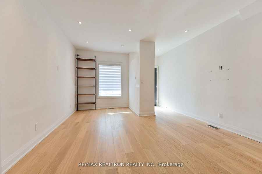14 Marshall Street - Photo 3 of 19