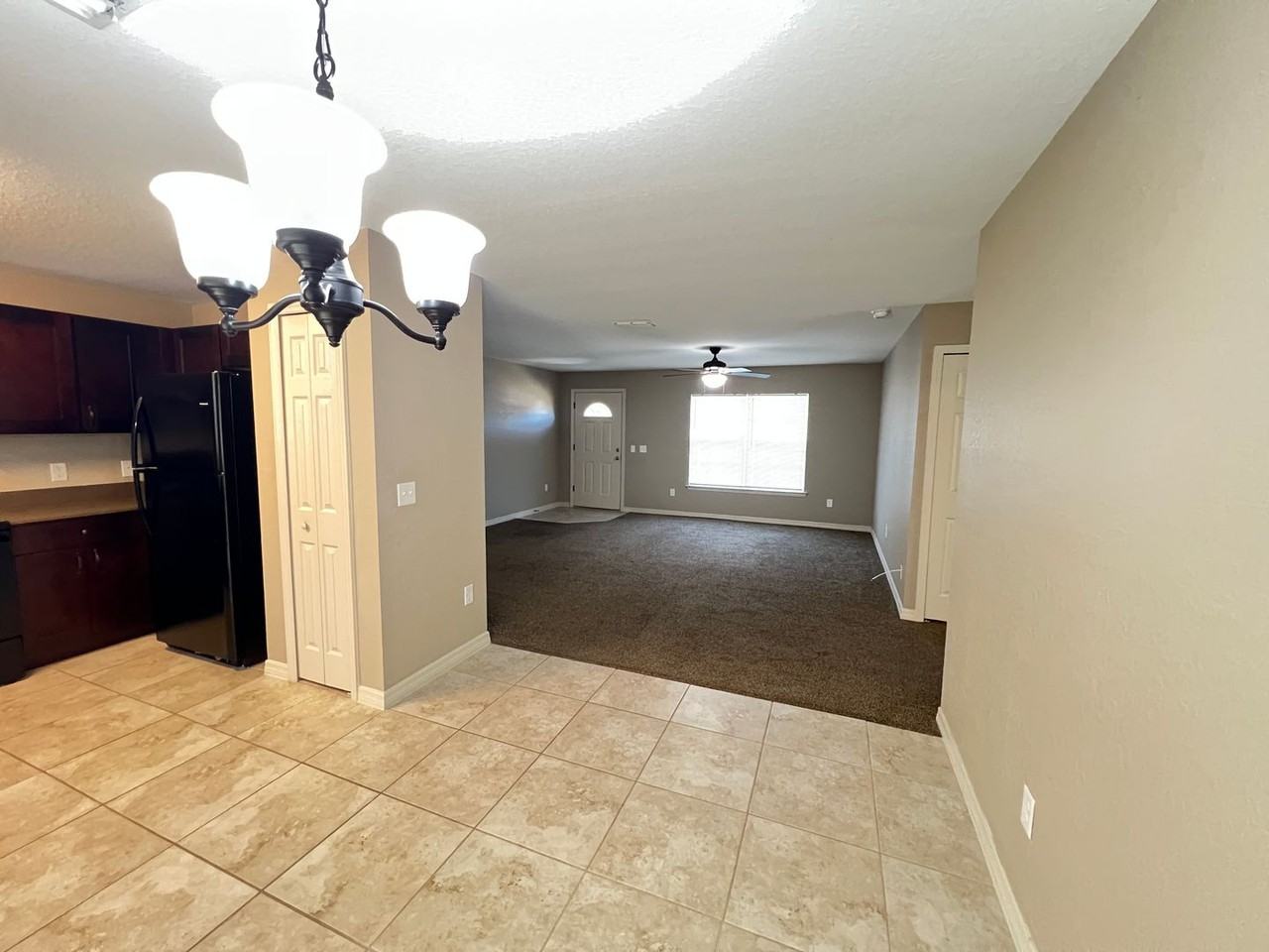 16147 Southwest 17th Avenue - Photo 2 of 23