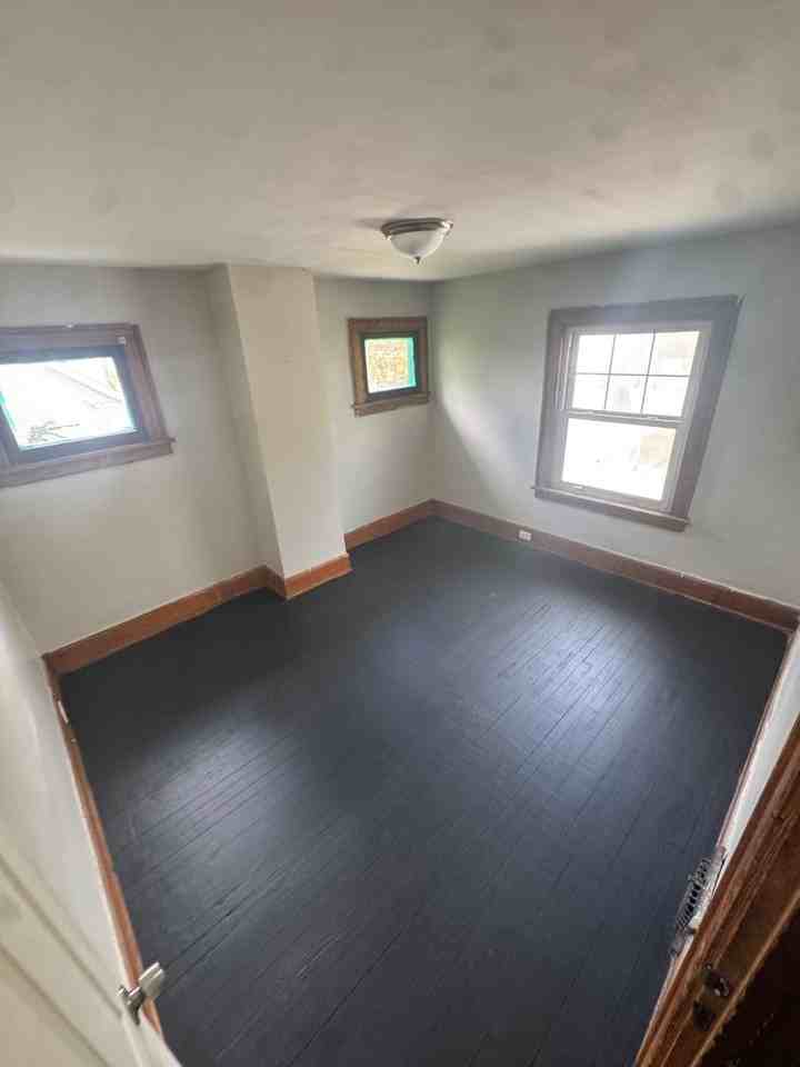 9520 Marah Ave - Photo 5 of 17
