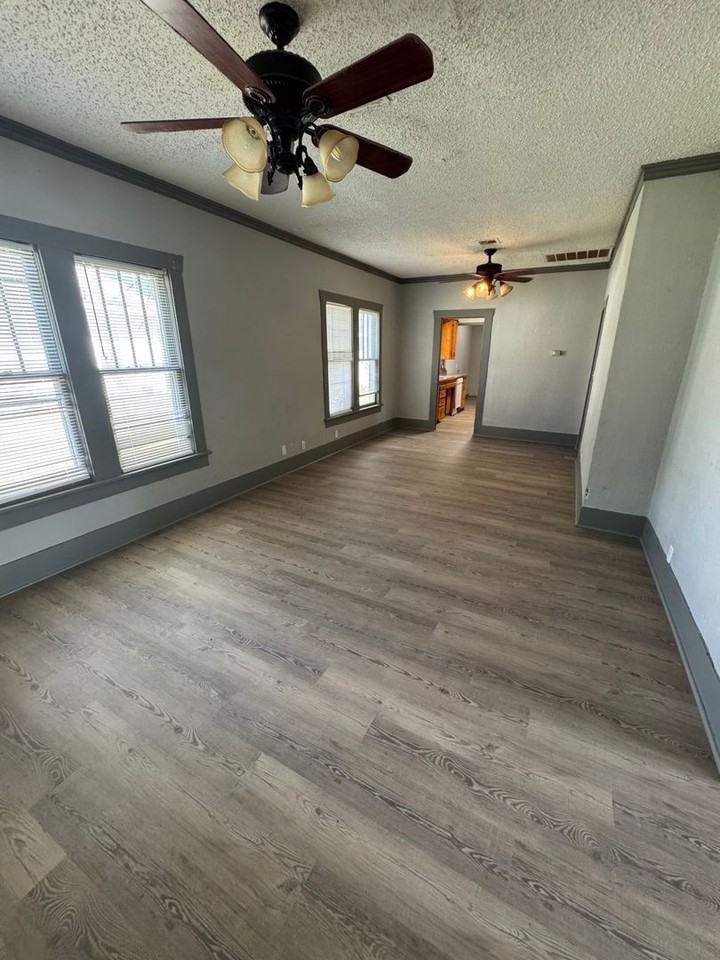 436 Wheeler St Sw - Photo 3 of 11