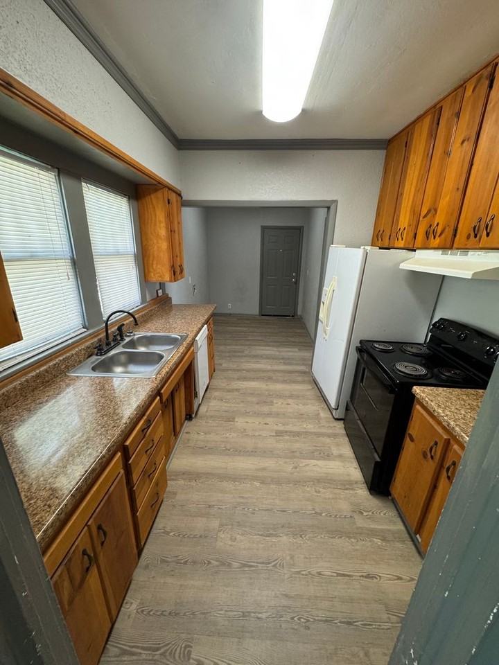 436 Wheeler St Sw - Photo 4 of 11