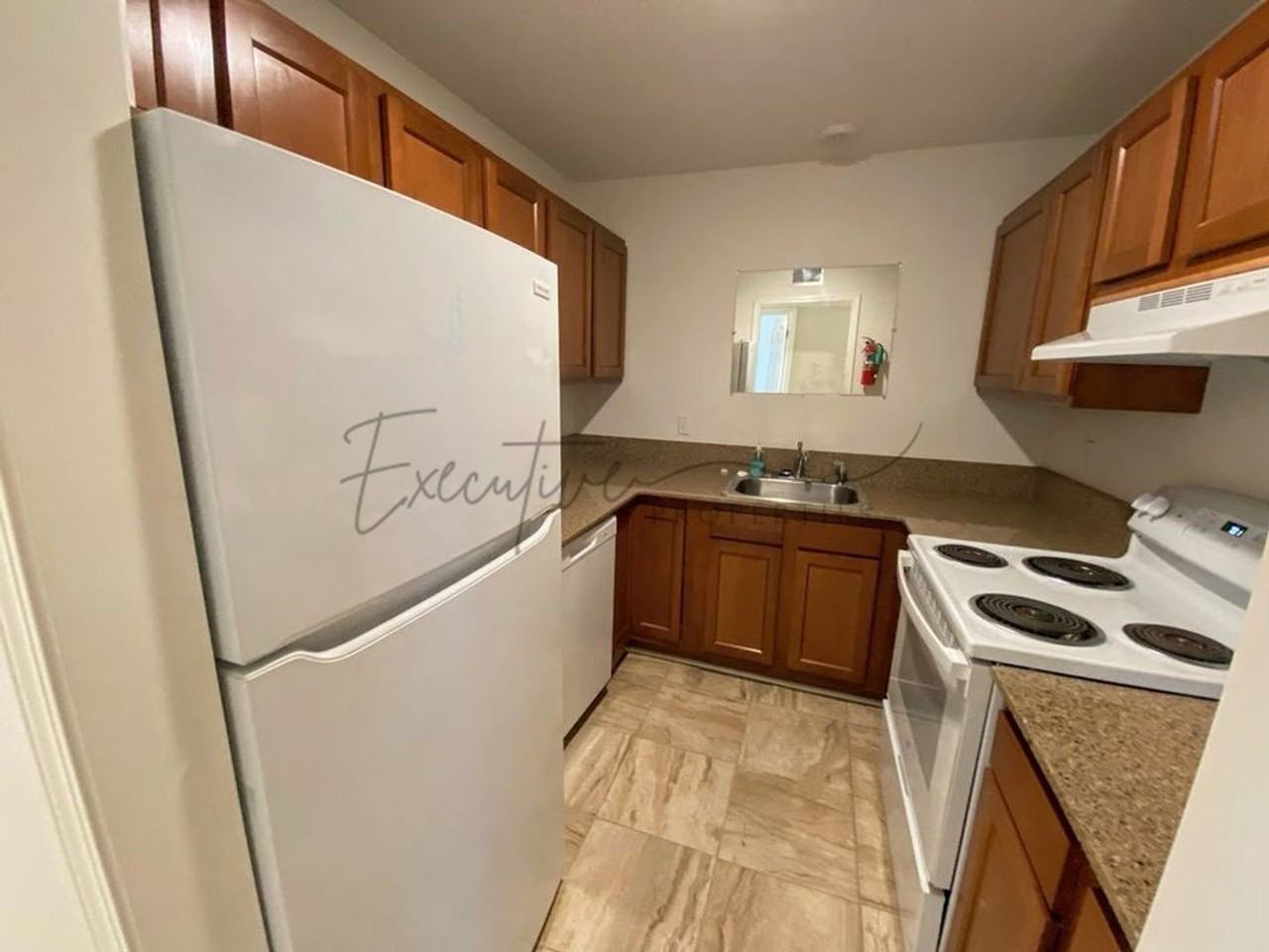 4343 Canal Street - Photo 6 of 19