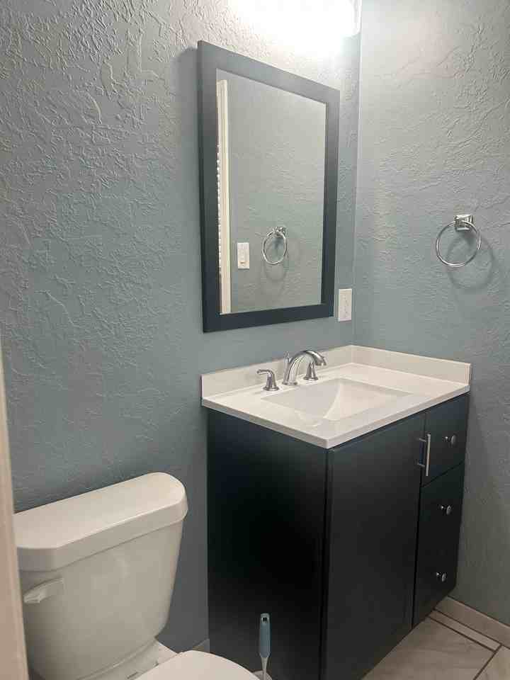 4625 Southwest I Avenue - Photo 7 of 11