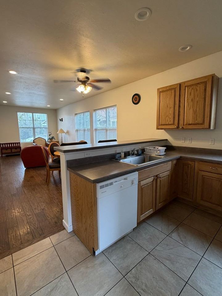 343 Cleveland Avenue - Photo 3 of 20