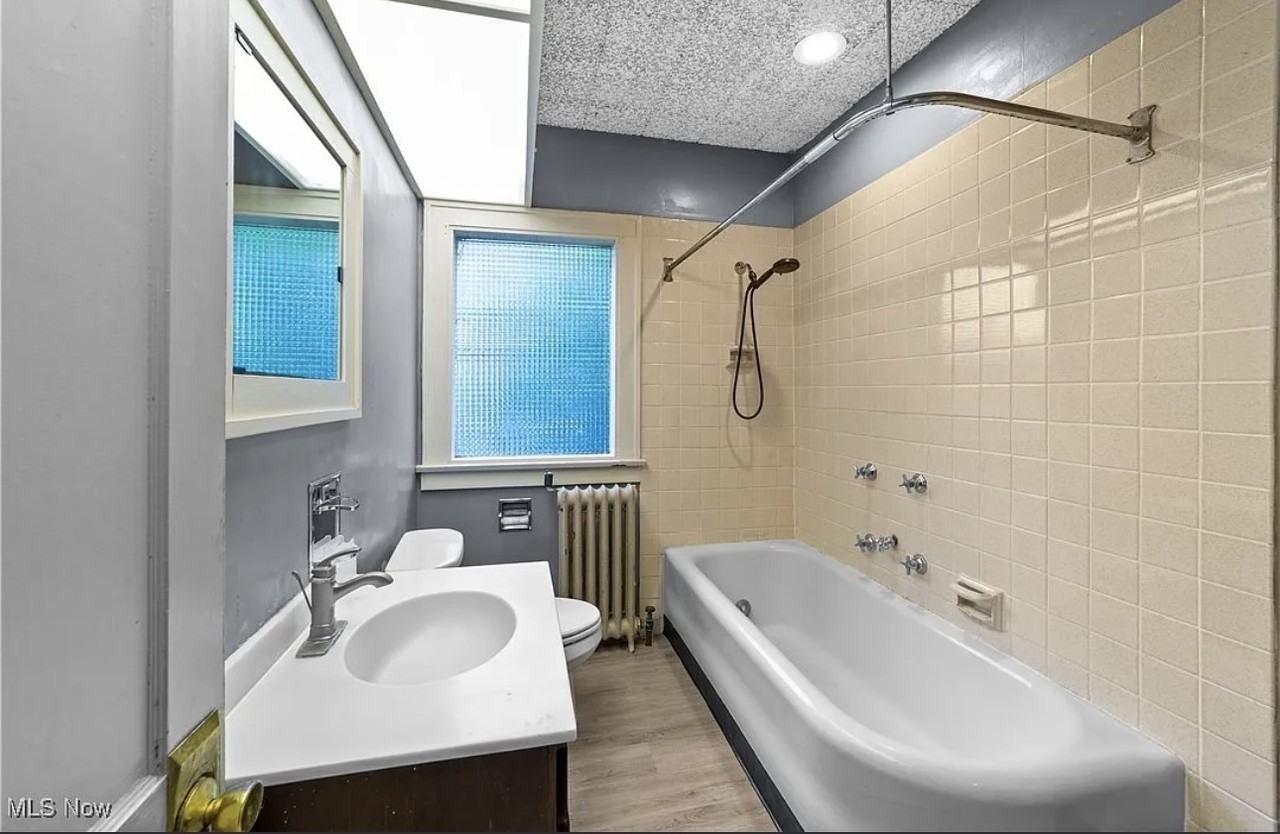 14724 Clifton Blvd #2 - Photo 2 of 21