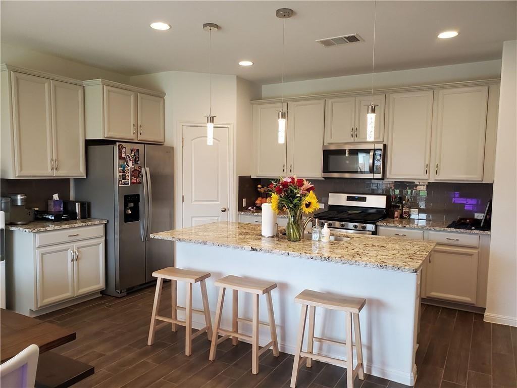 17310 Alturas Ave - Photo 2 of 10