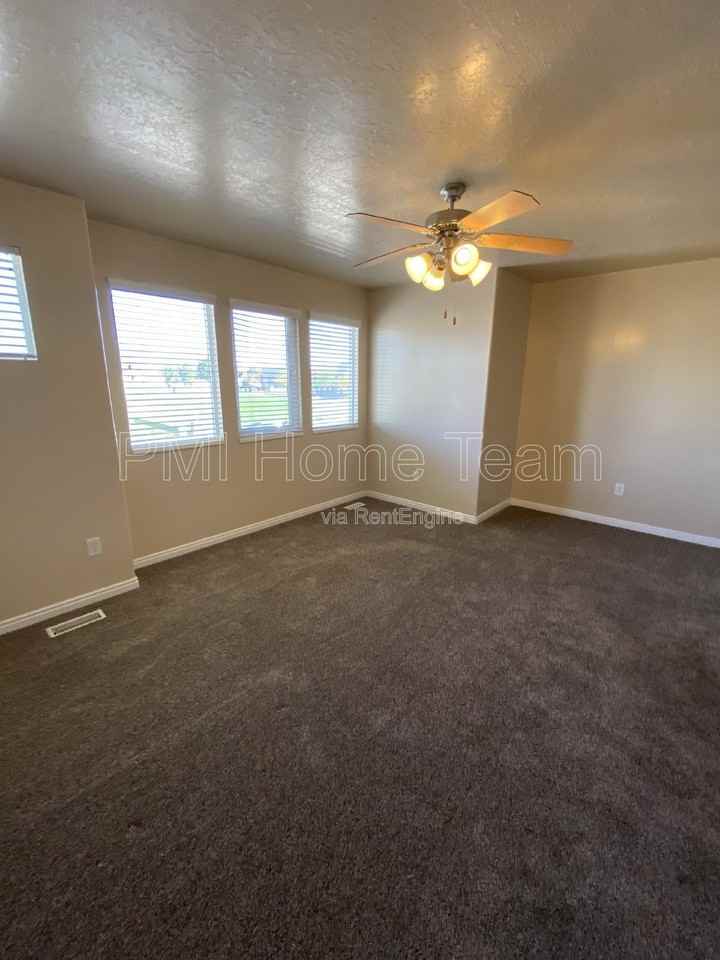 433 North 3150 West - Photo 2 of 22