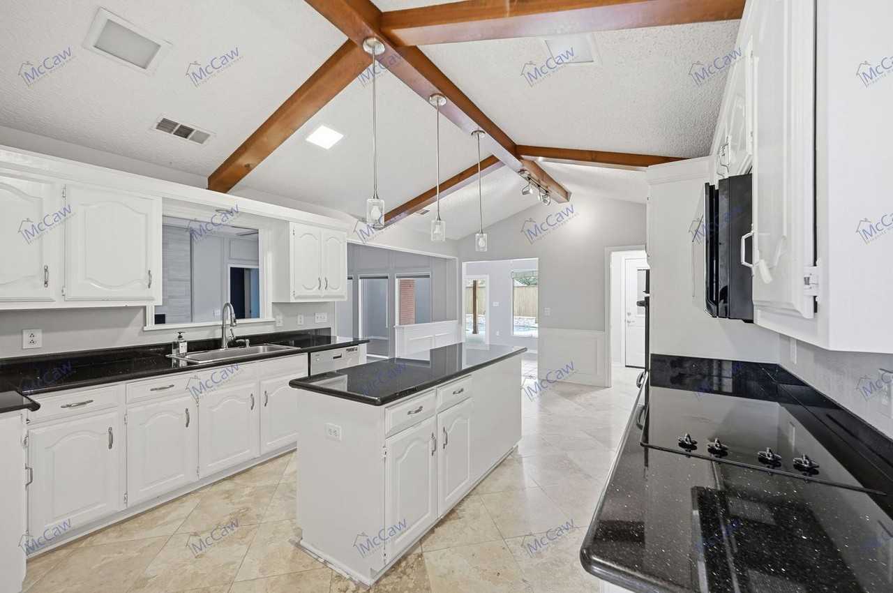 7216 Canongate Dr - Photo 6 of 22