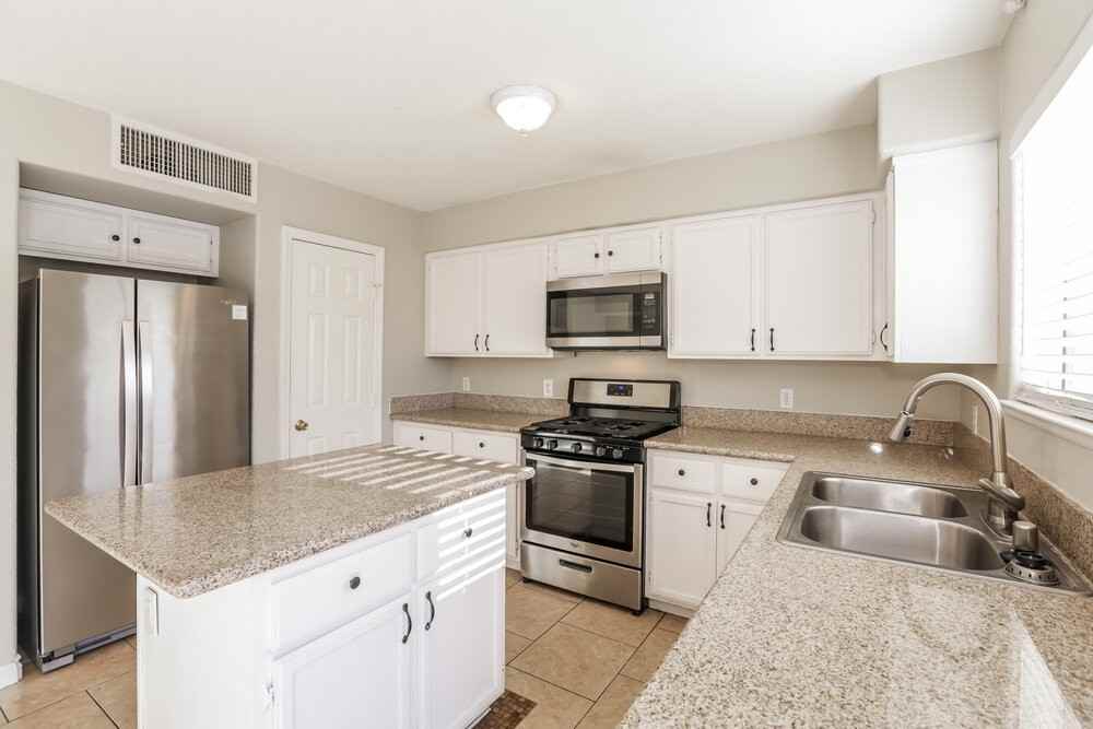 7533 Hickory Hills Dr - Photo 7 of 17
