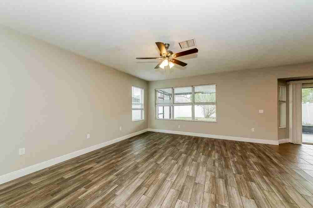 12652 Evington Point Dr - Photo 5 of 17