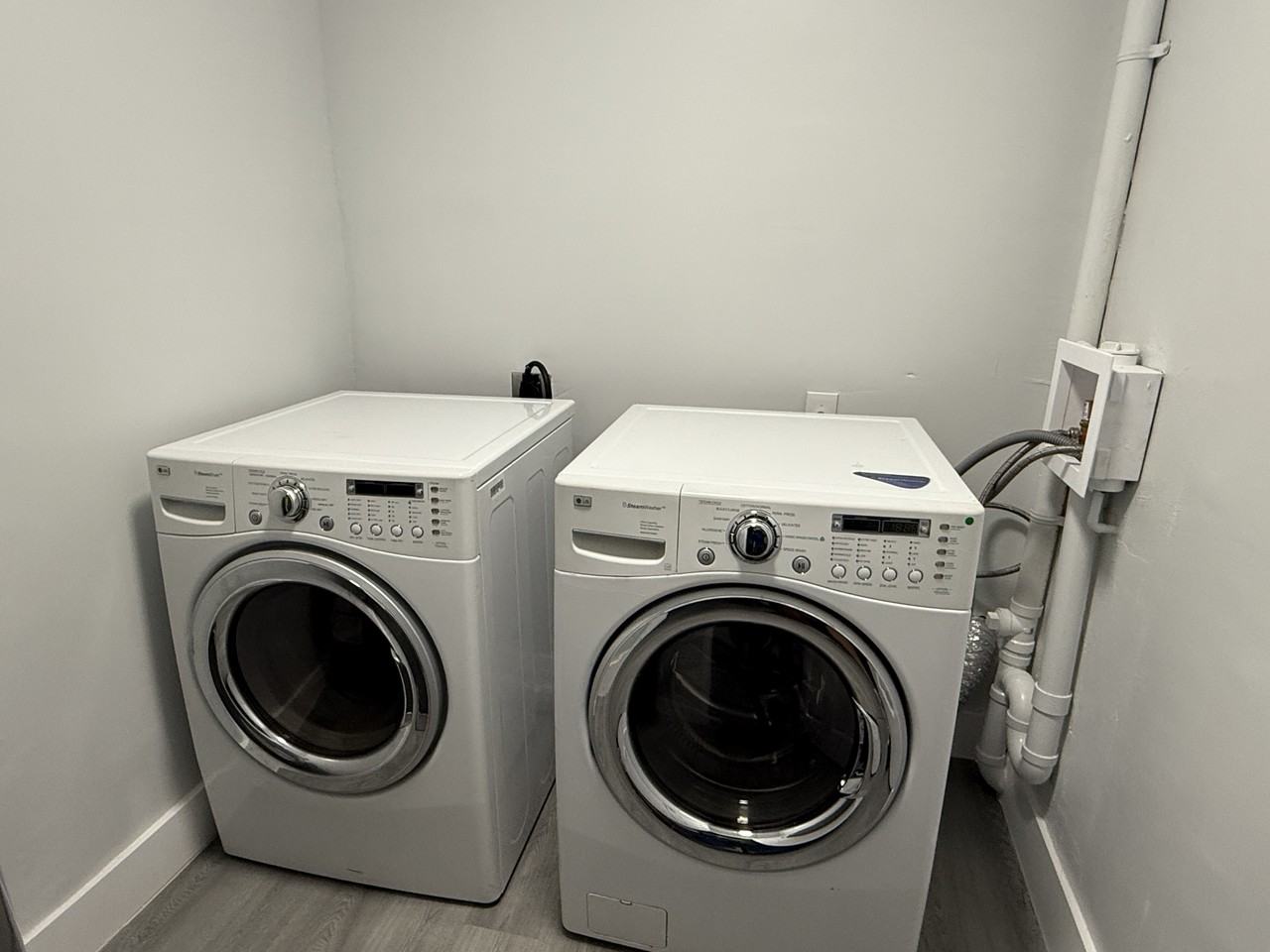 1390 Riverland Rd #2 - Photo 2 of 22