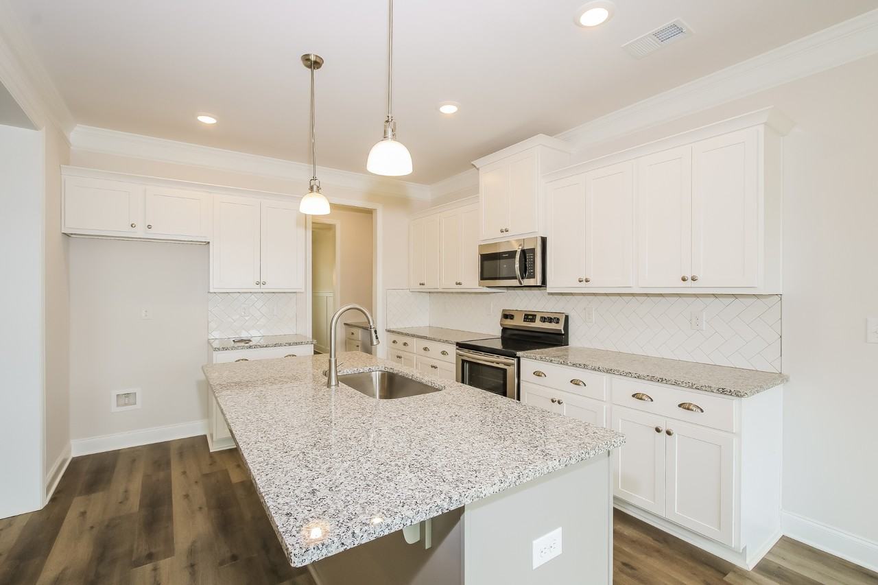 6053 Bakerville Ln - Photo 6 of 23