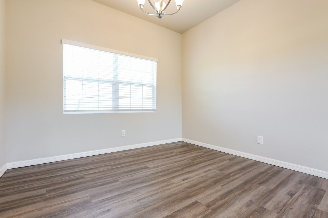 5233 Cillette Ave - Photo 7 of 15