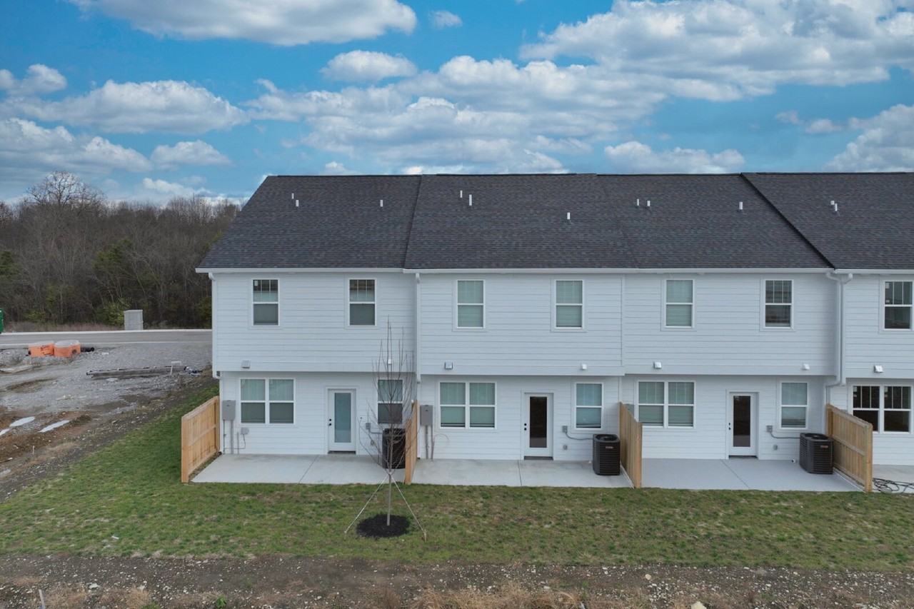 127 High Park Cir - Photo 3 of 45