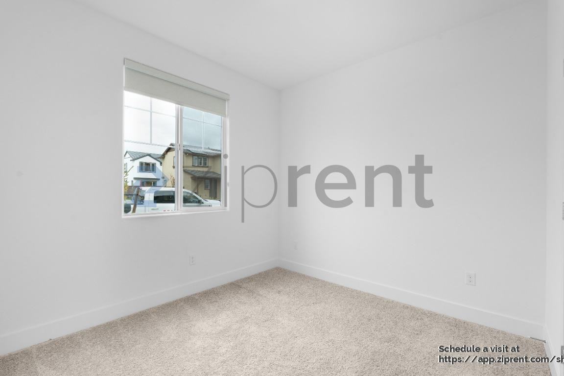 4785 Happy Hallow Dr - Photo 2 of 24