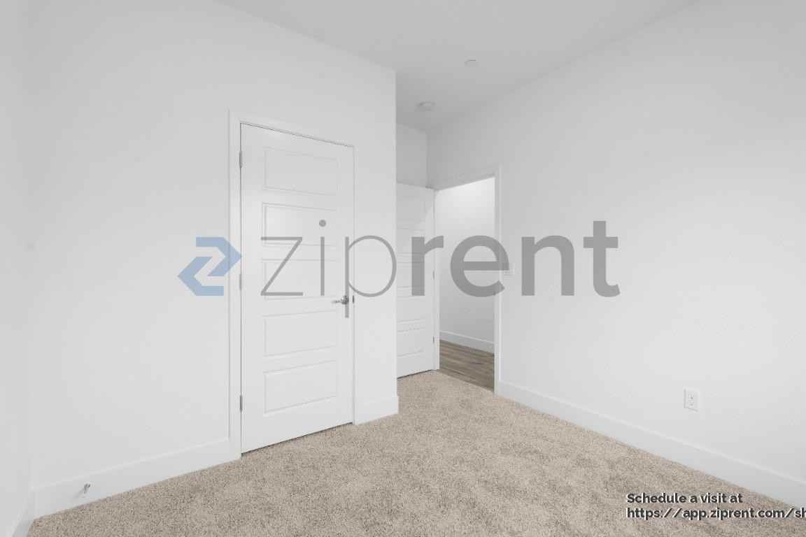 4785 Happy Hallow Dr - Photo 4 of 24