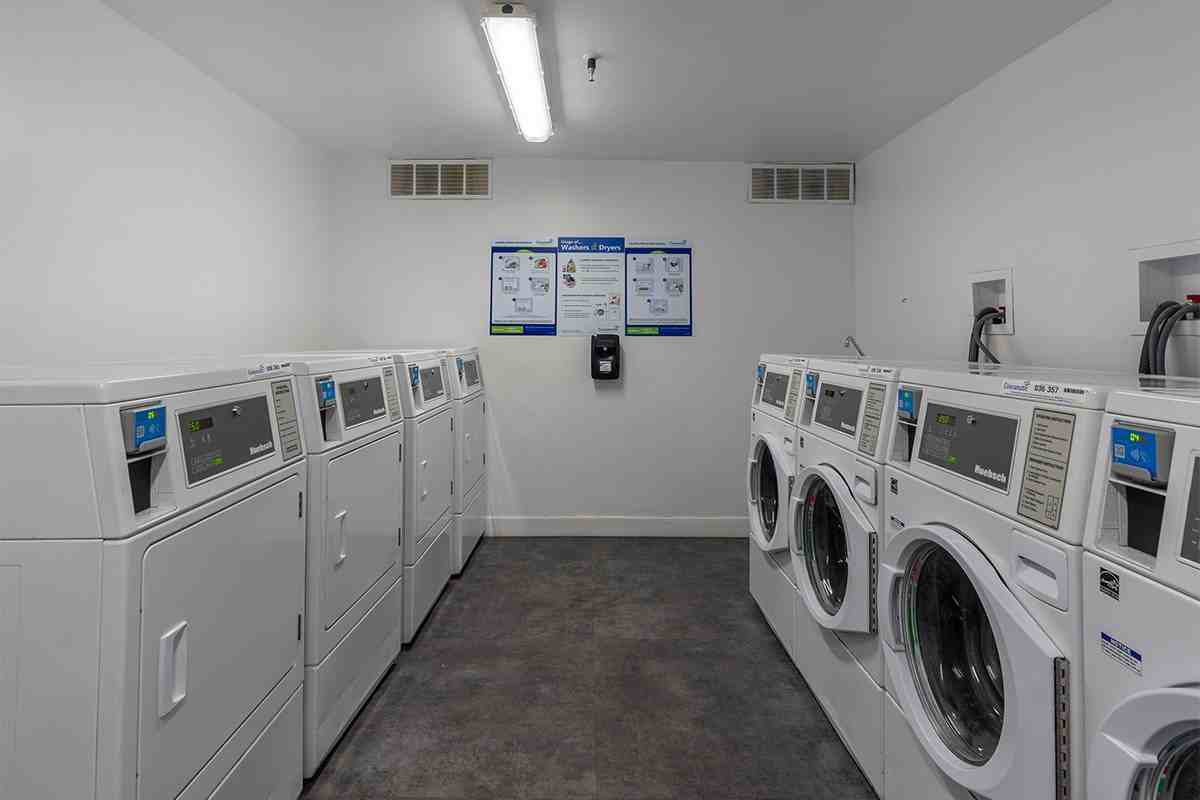 Canterbury Court - Photo 6 of 50