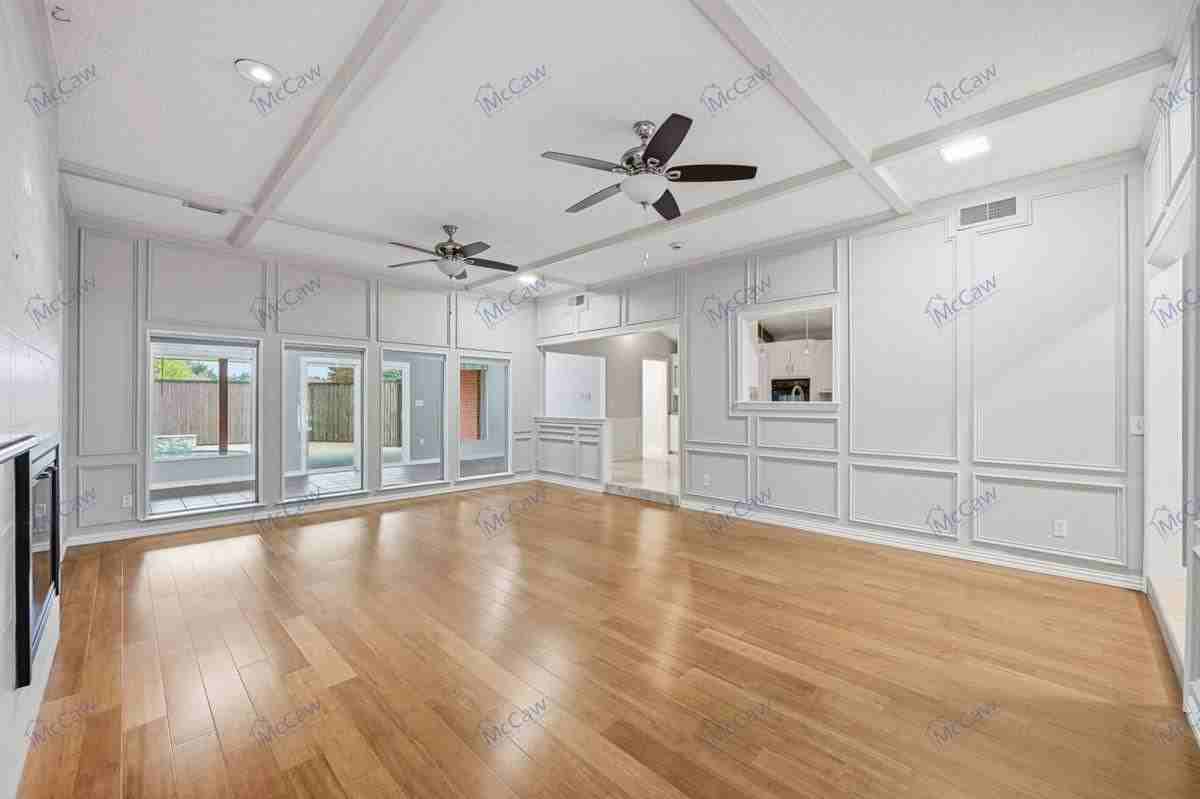 7216 Canongate Dr - Photo 3 of 10