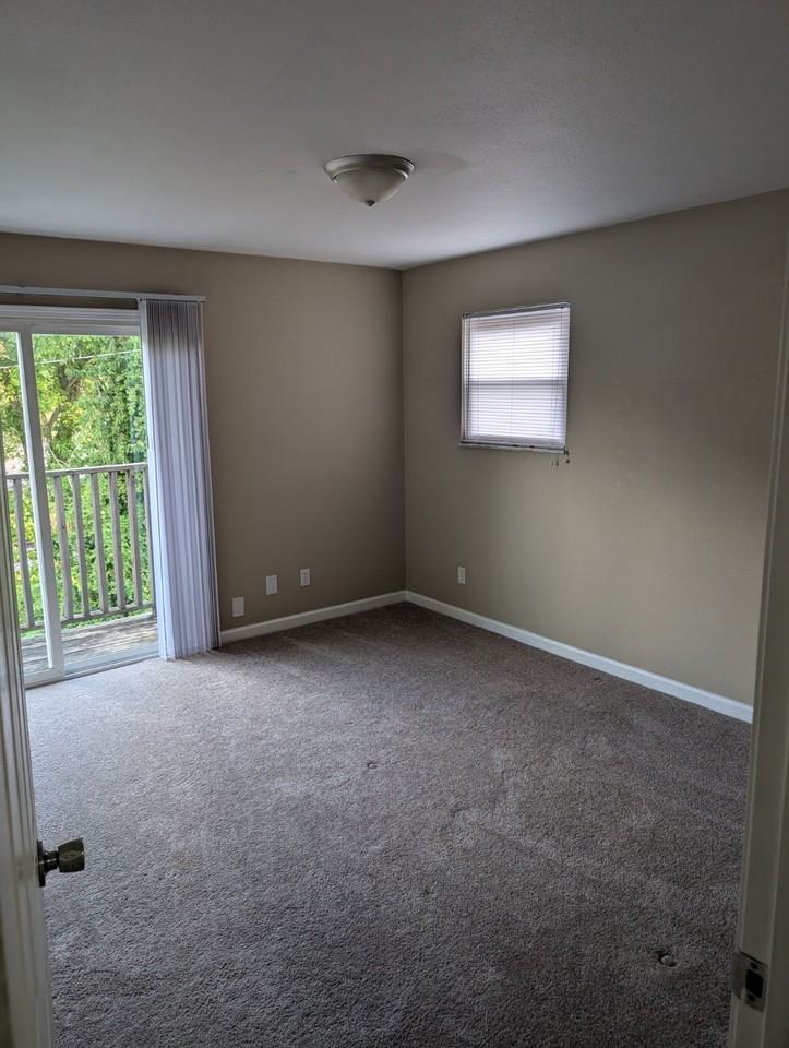 140 Main Ave #5 - Photo 6 of 8