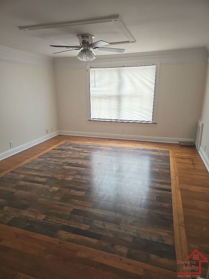 441 Harding Place #H9 - Photo 5 of 22