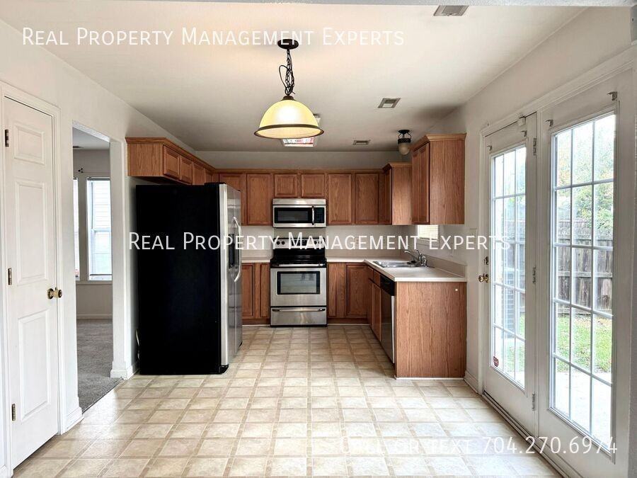 8549 Filbert Lane - Photo 4 of 23