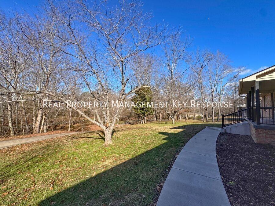 535 North Palmers Chapel Road - Photo 3 of 27