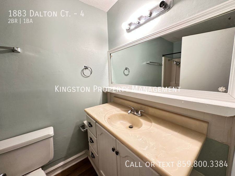 1883 Dalton Court #4 - Photo 6 of 11