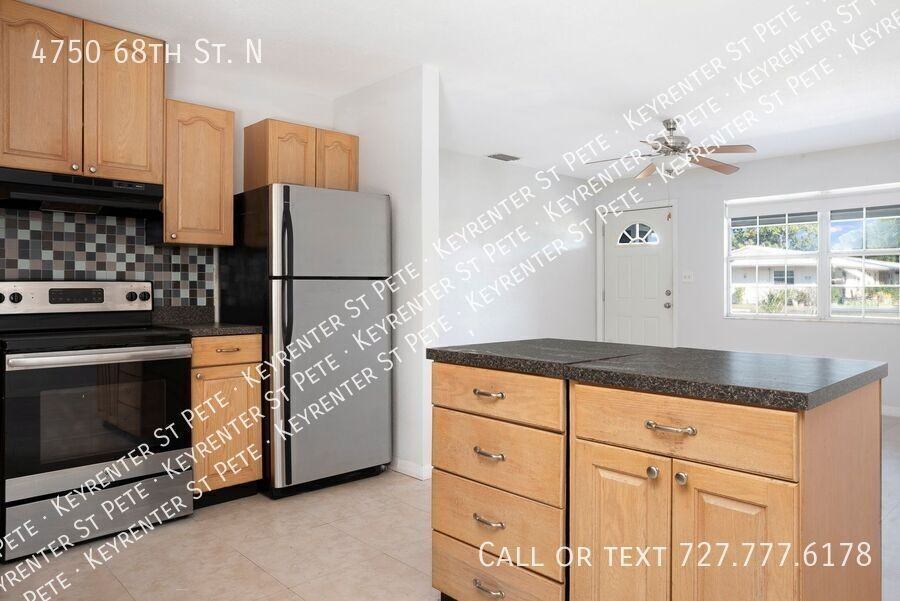 4750 68th St N - Photo 7 of 27