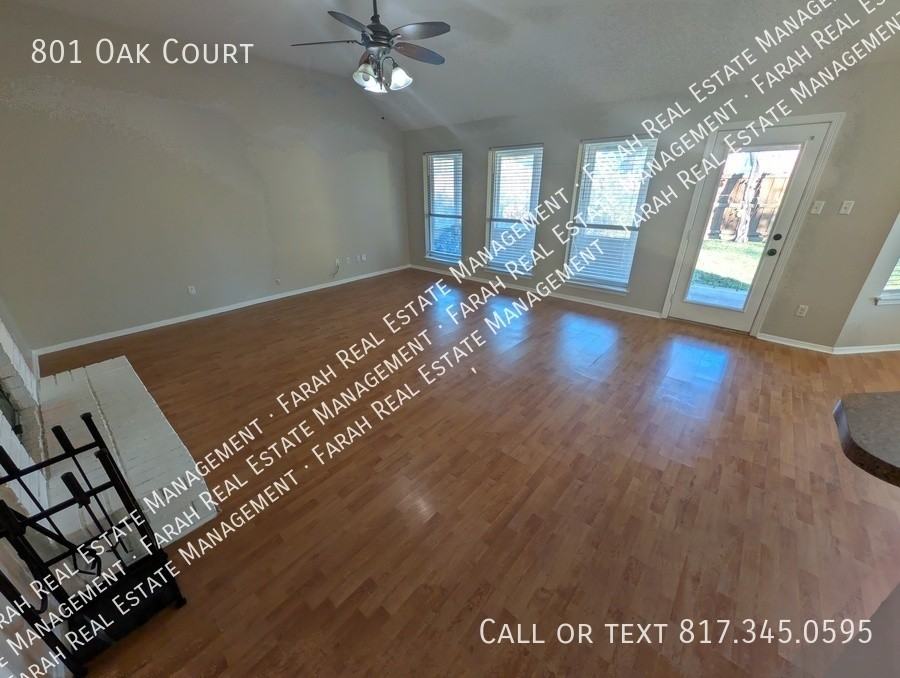 801 Oak Court - Photo 5 of 28