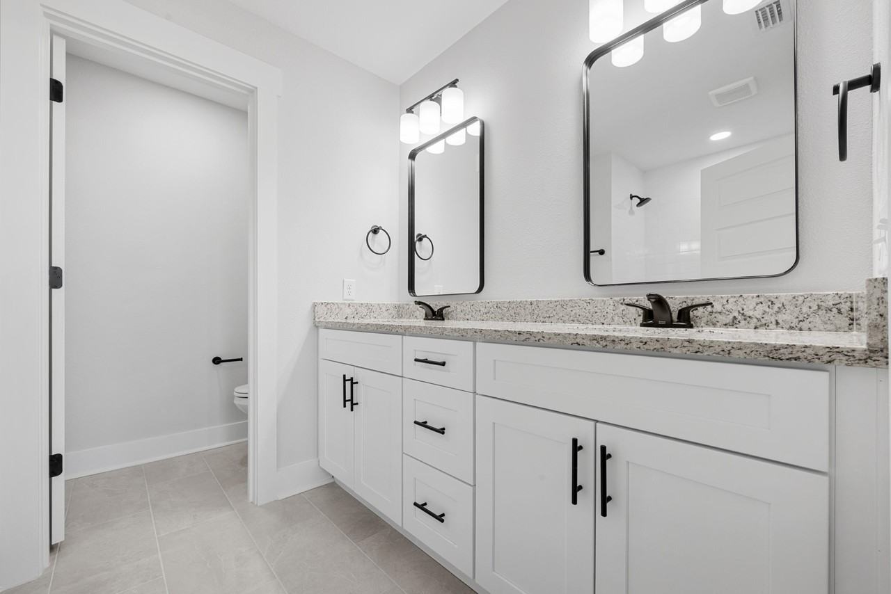 1403 Little Brothers Ln #1403 - Photo 7 of 38