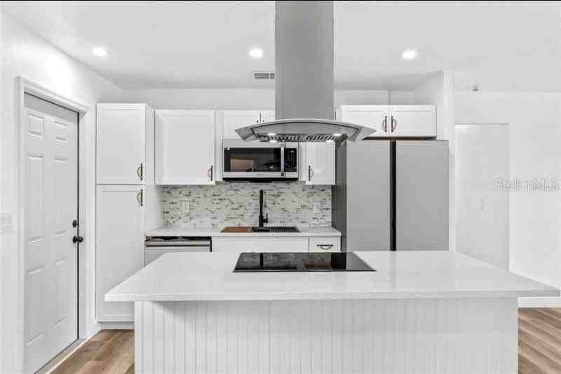 216 Jean Street #216