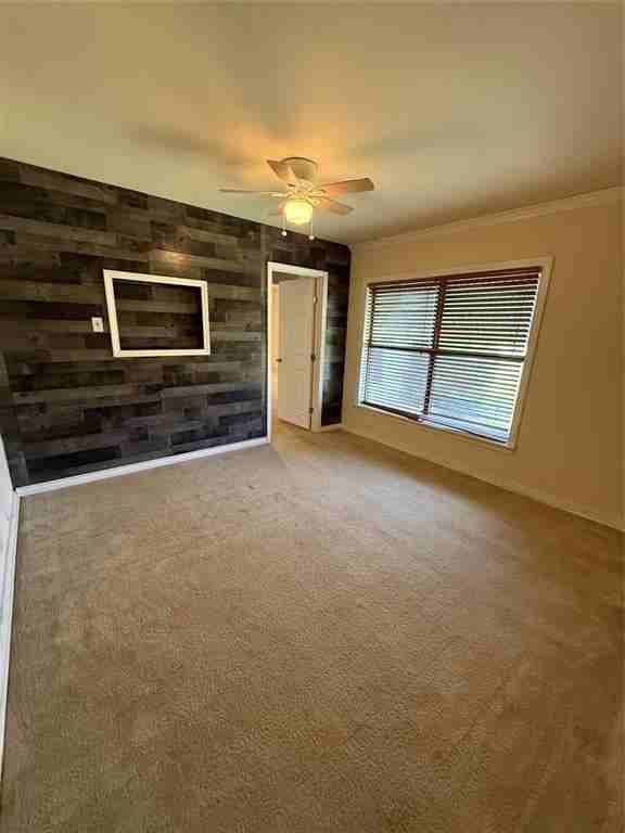 201 North Dallas Street #201 - Photo 3 of 7