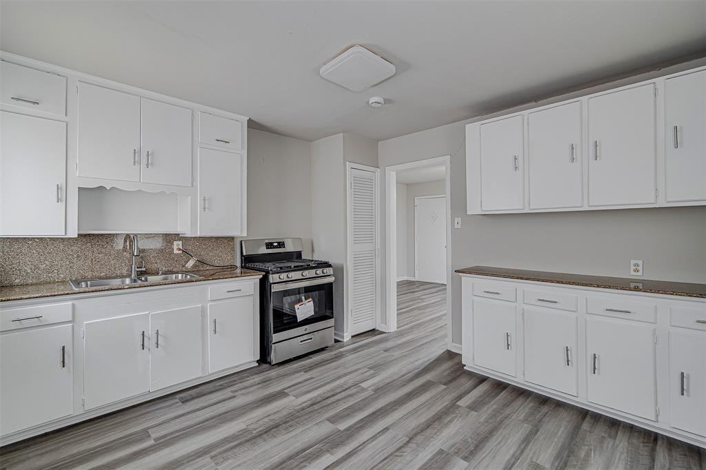 4024 Zwolle Street #4024 - Photo 3 of 17