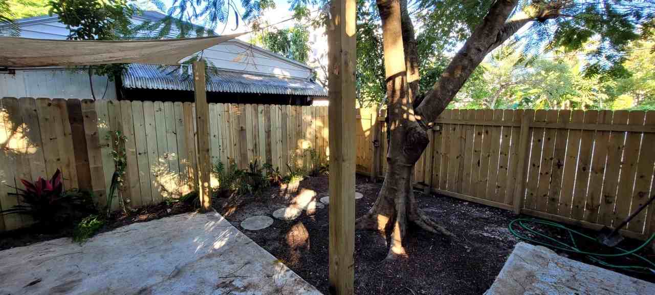 104 Ne 5th St #104 - Photo 6 of 12