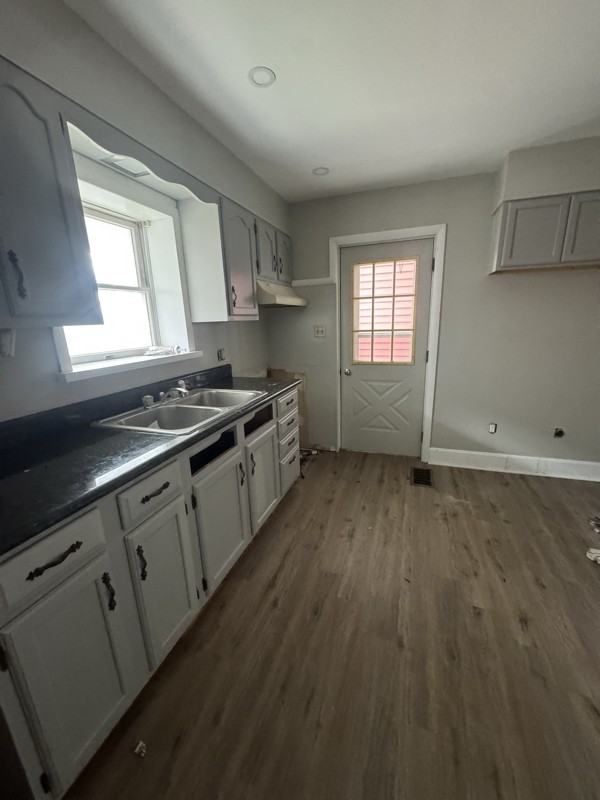 3 Evergreen St - Photo 4 of 13