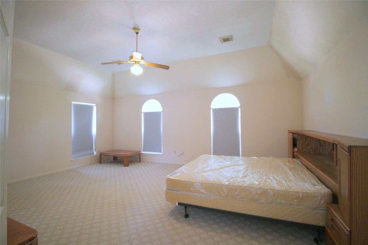 16326 Brush Meadows Ct #16326 - Photo 6 of 35